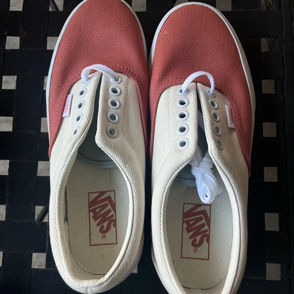 Vans, Womens size 8.5, mens 7. Cream colored with light and dark pink patches - Picture 2 of 4